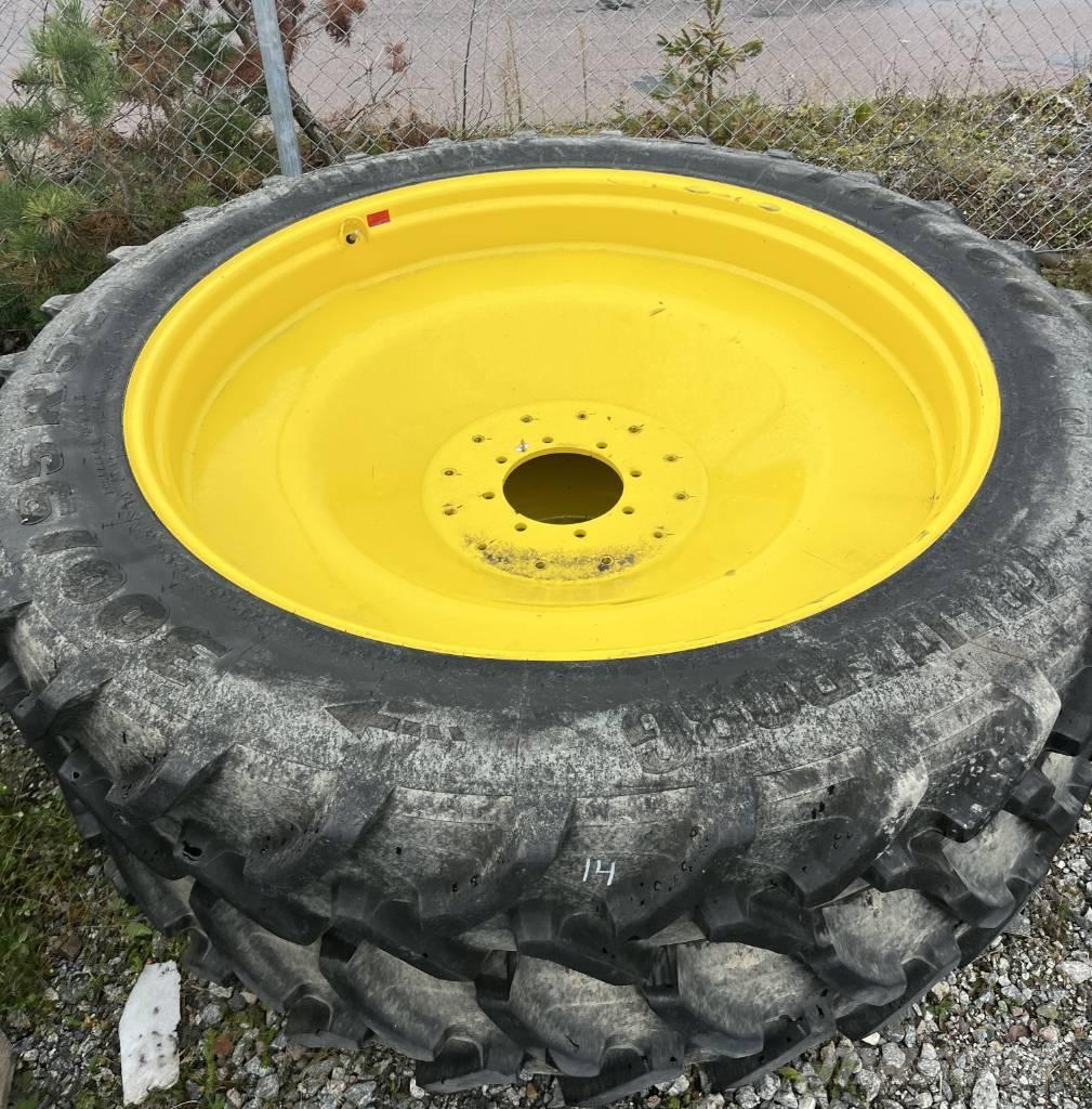 Trelleborg 300/95R52 Renkaat ja vanteet