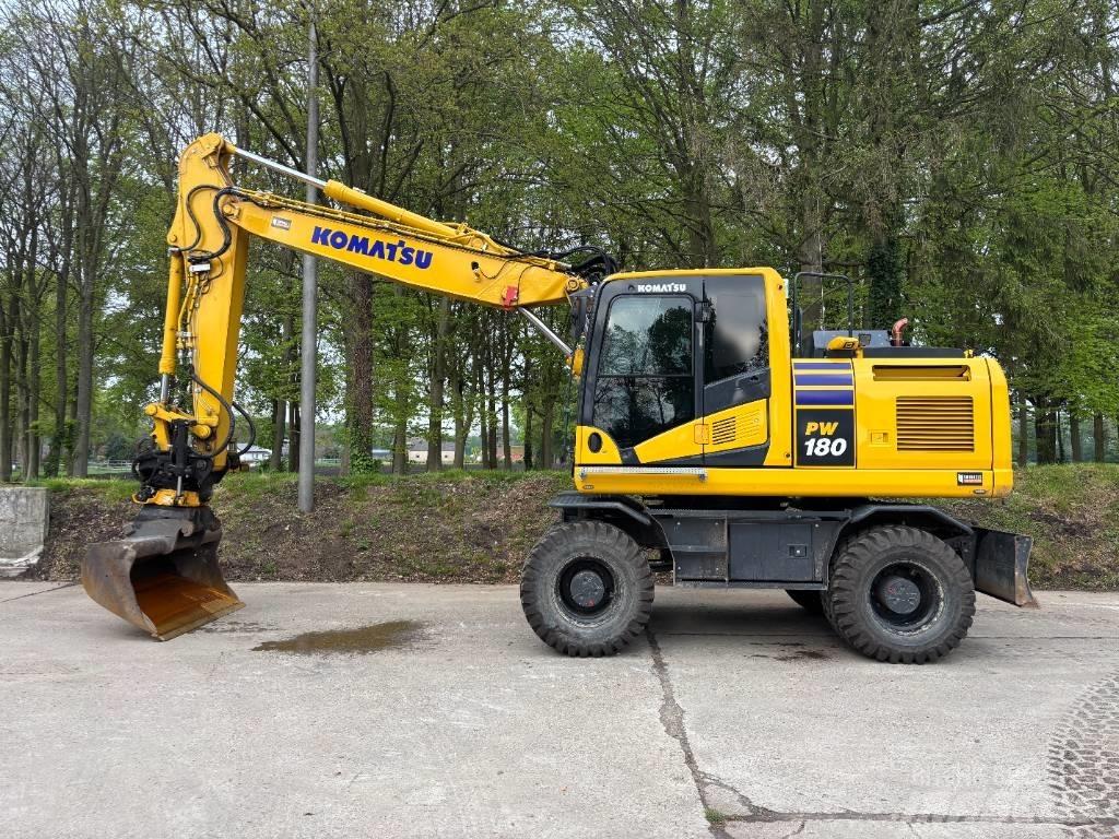 Komatsu PW180-11 Pyöräkaivukoneet