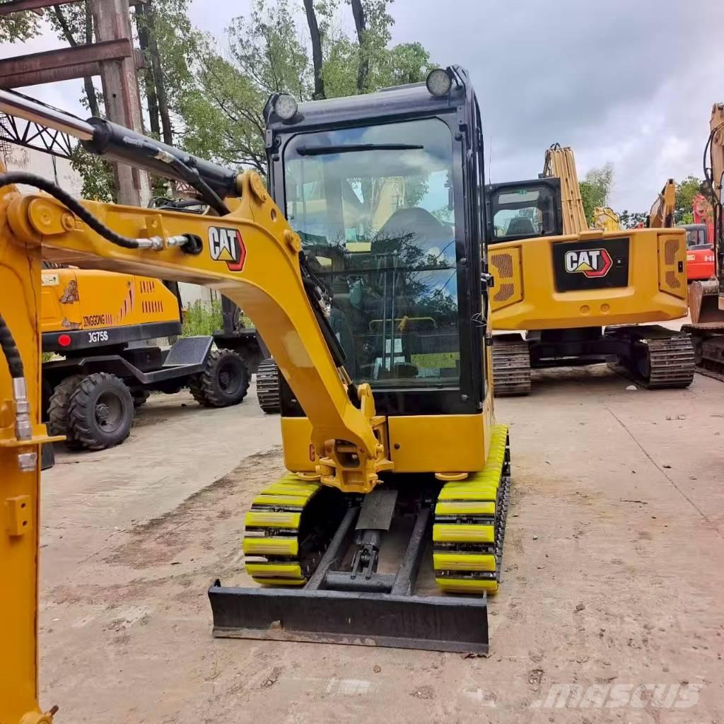 CAT 302 Minikaivukoneet < 7t
