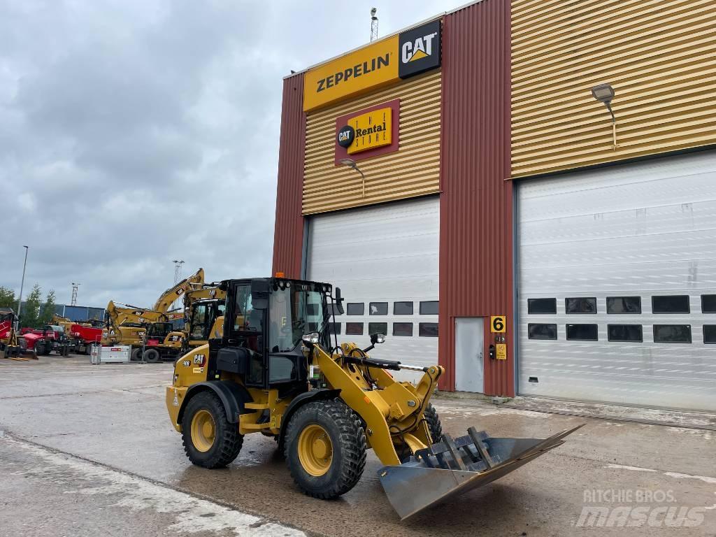 CAT 908 M Pyöräkuormaajat