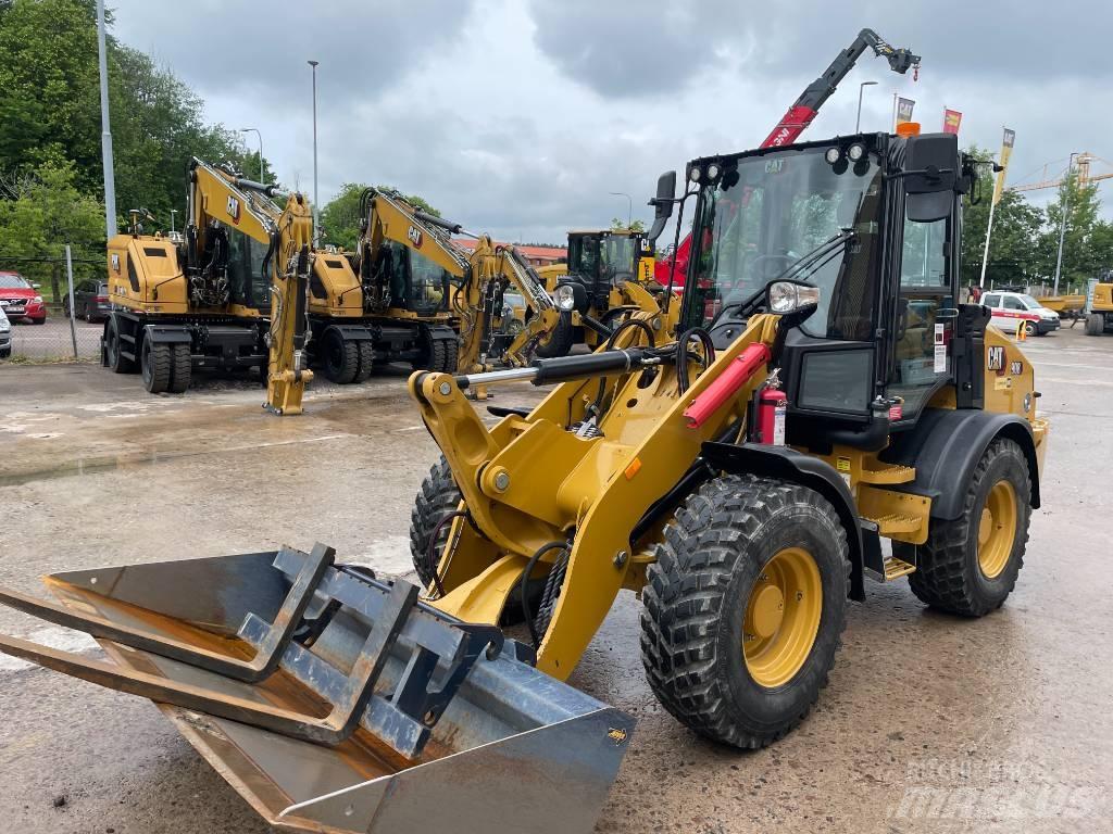 CAT 908 M Pyöräkuormaajat