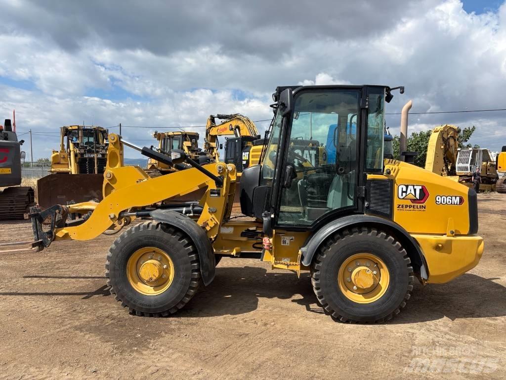 CAT 906 M Pyöräkuormaajat