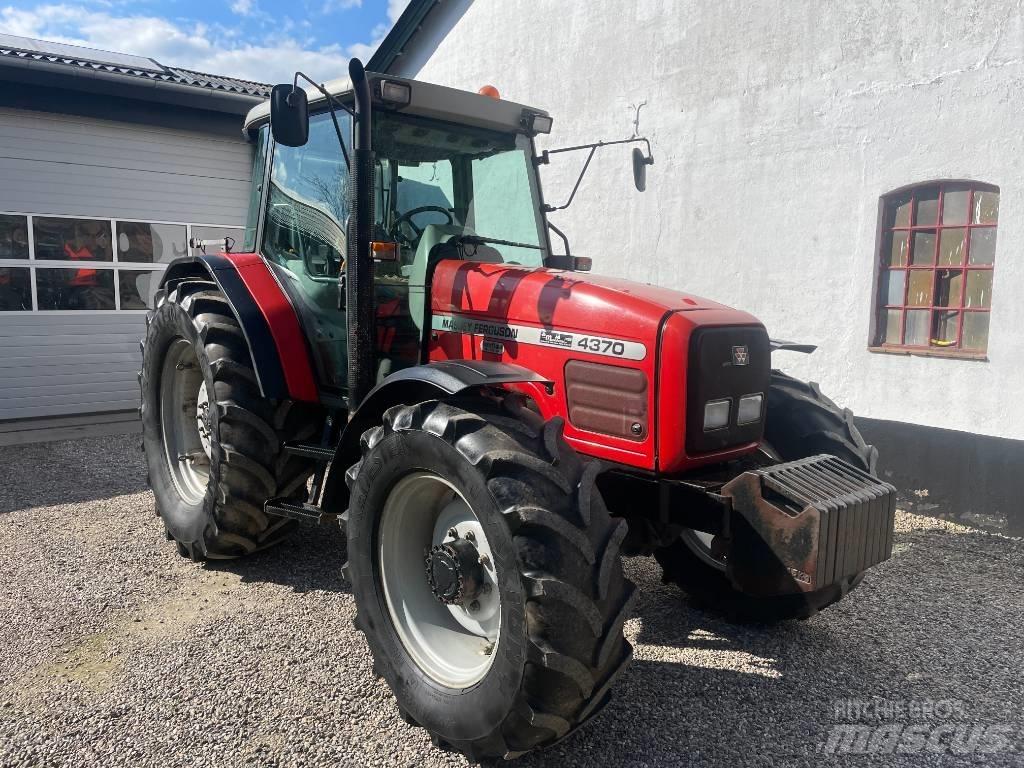 Massey Ferguson 4370 Traktorit