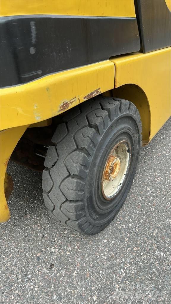 Yale GDP30VX Dieseltrukit