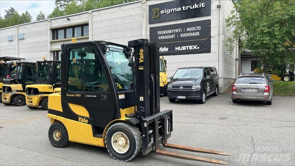 Yale GDP30VX Dieseltrukit