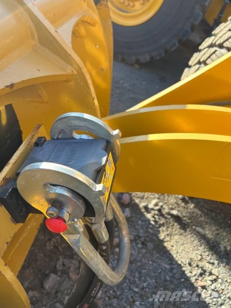 CAT 914 Pyöräkuormaajat