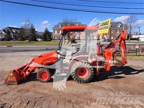 Kubota B26 Kaivurikuormaajat