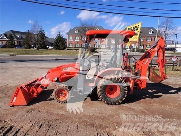 Kubota B26 Kaivurikuormaajat