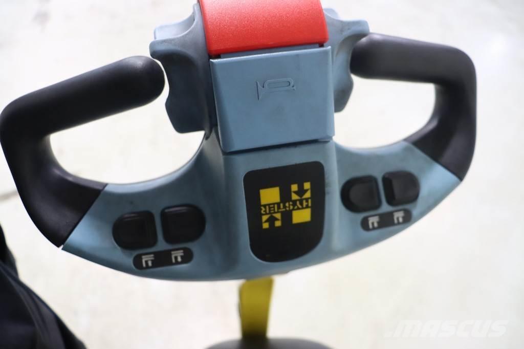 Hyster S1.2-4028 Käyden ajettavat pinoamistrukit