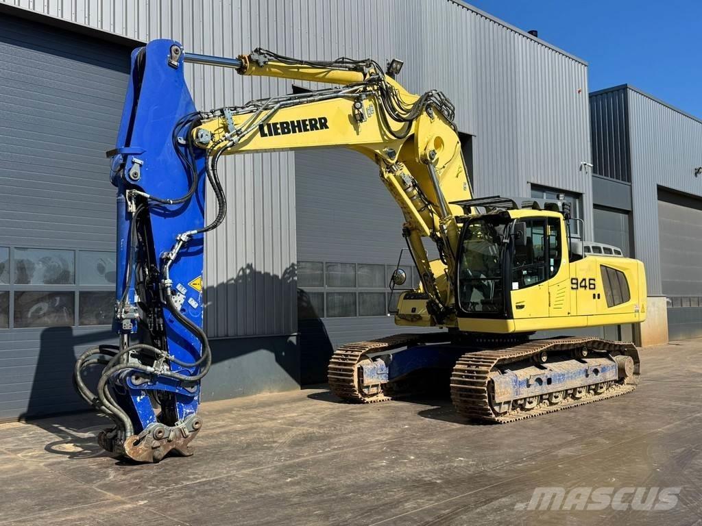 Liebherr R946 Erikoiskaivinkoneet