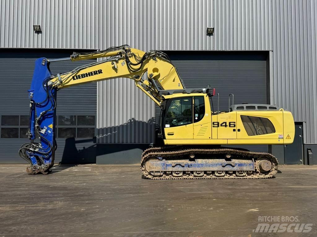 Liebherr R946 Erikoiskaivinkoneet