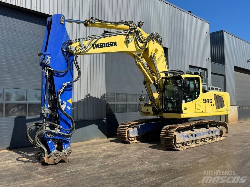 Liebherr R946 Erikoiskaivinkoneet