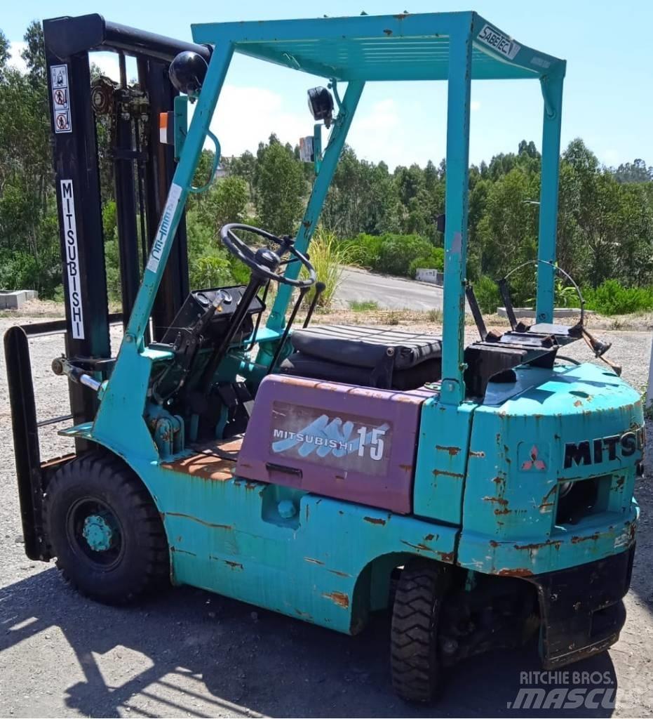 Mitsubishi FG15 Nestekaasutrukit