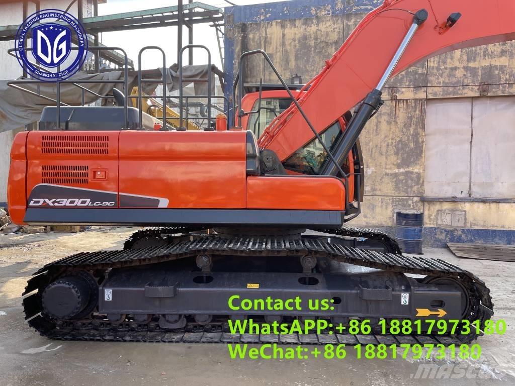 Doosan DX 300 LC Telakaivukoneet