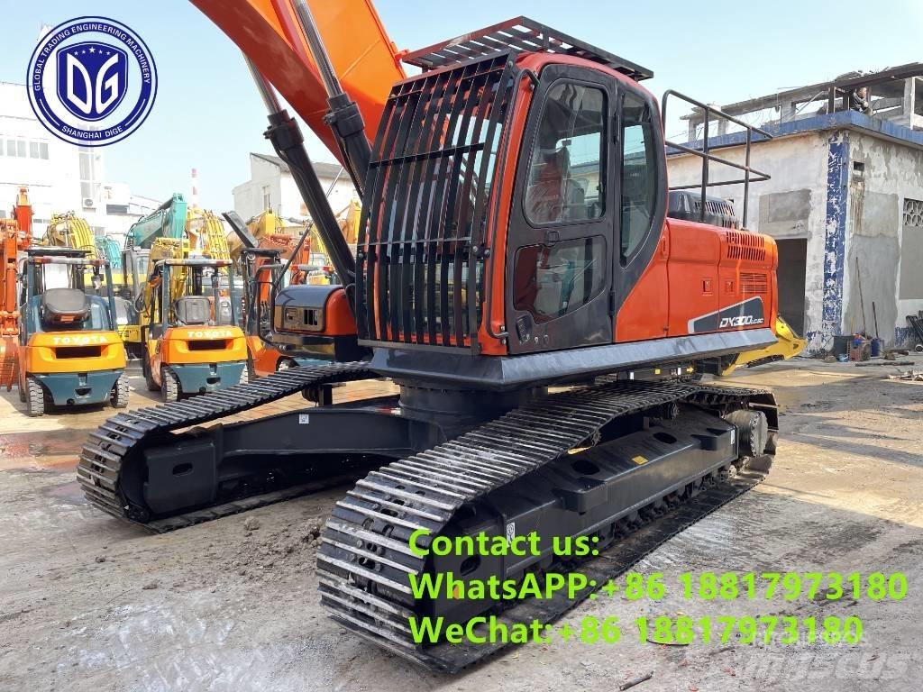 Doosan DX 300 LC Telakaivukoneet