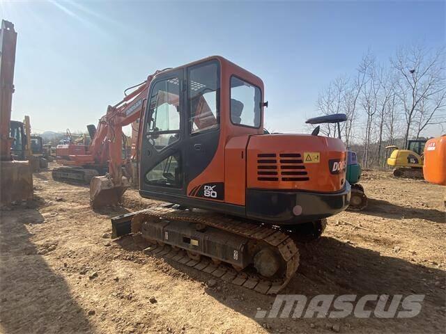 Doosan DX80 Midikaivukoneet 7t - 12t