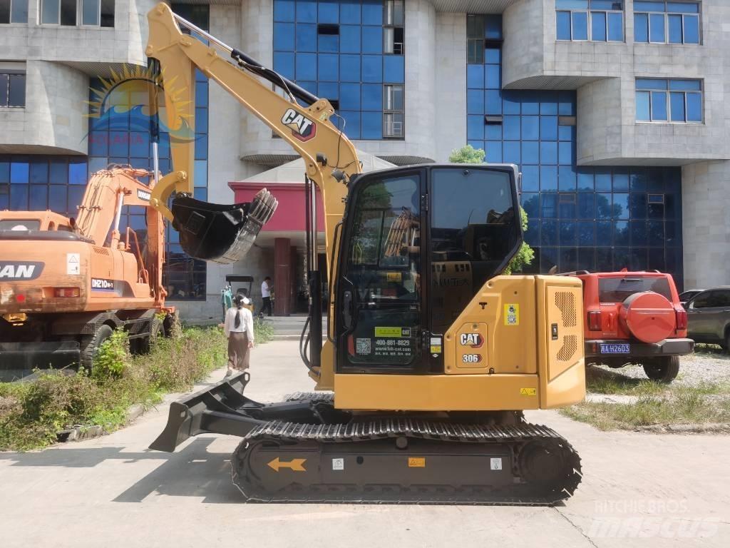 CAT 306 Minikaivukoneet < 7t