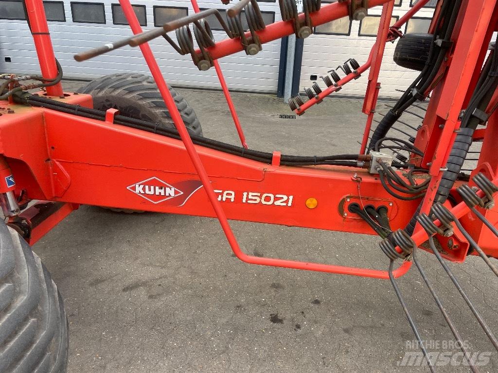 Kuhn GA 15021 Pöyhimet ja haravat