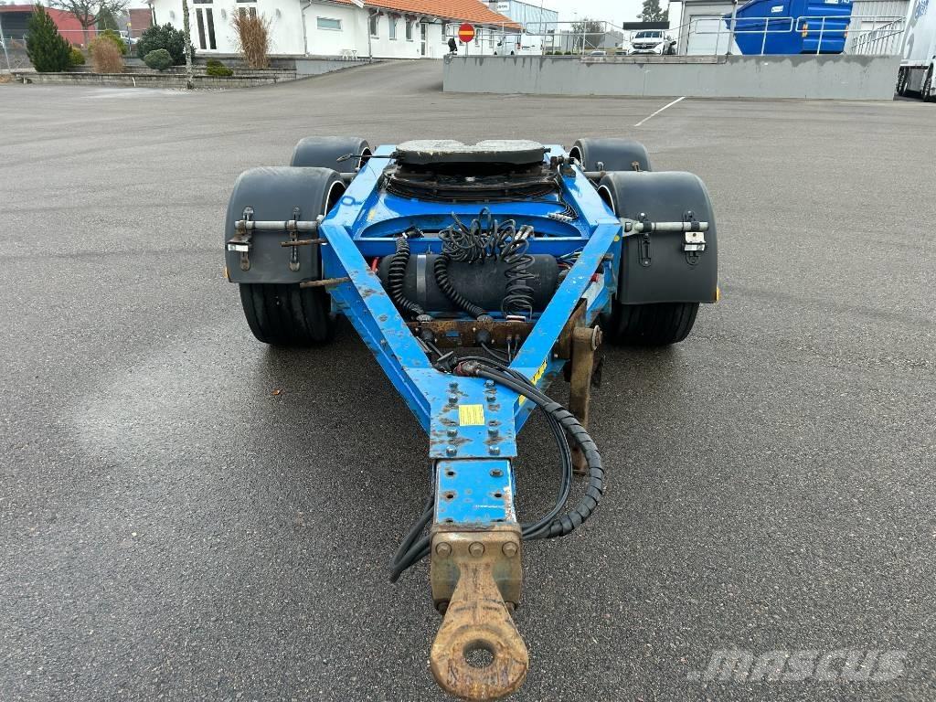 Närko Dolly, XKS105 Dolly-apuvaunut