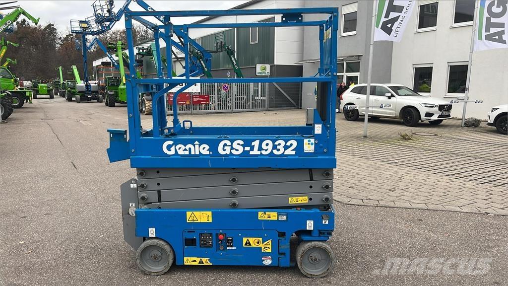 Genie GS-1932 Saksilavat