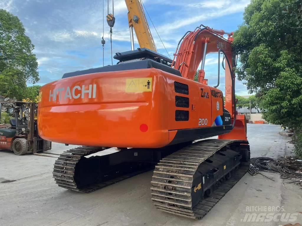 Hitachi ZX 200 Telakaivukoneet