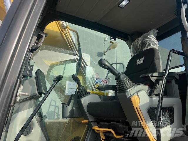 CAT 317 Telakaivukoneet