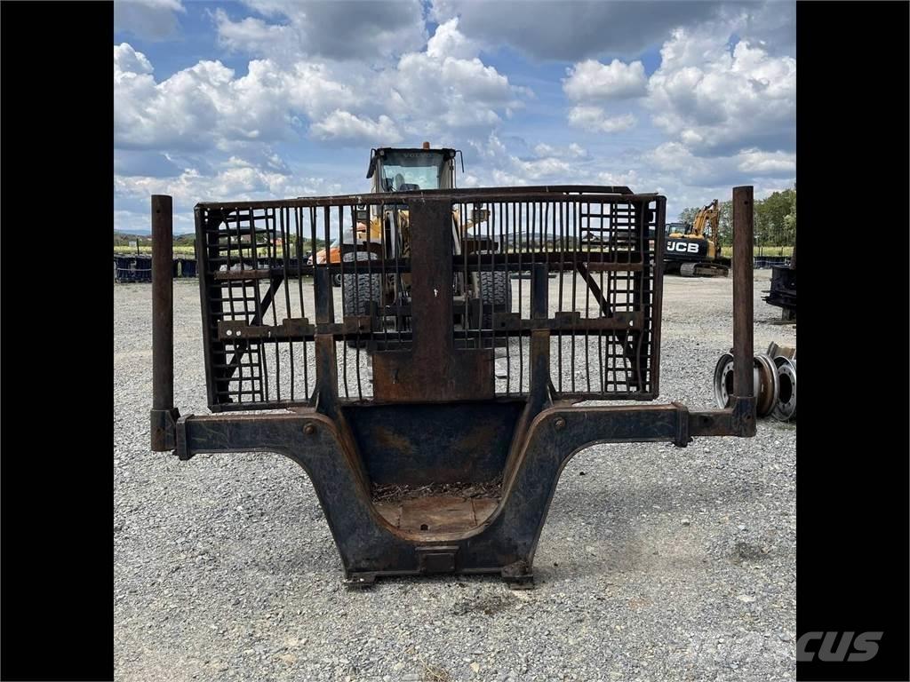 John Deere 1510E Muut