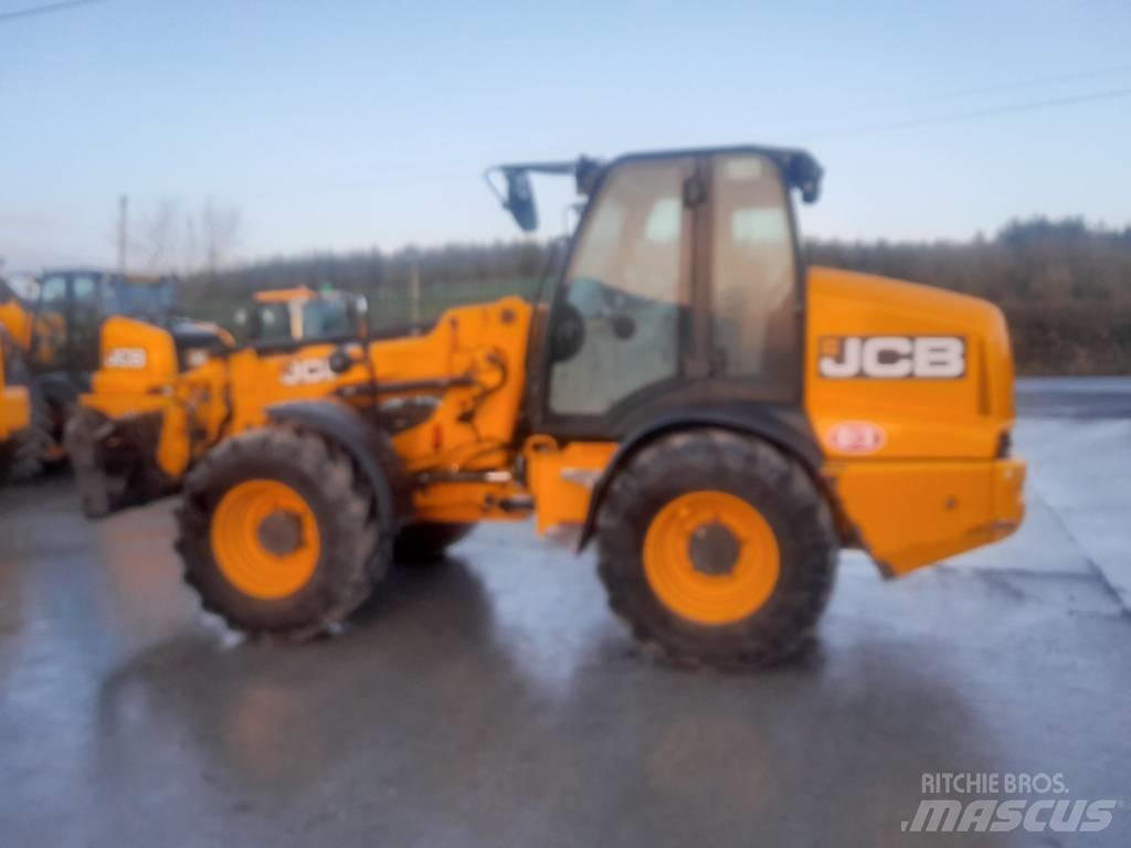 JCB TM 320 Maatalouskurottajat