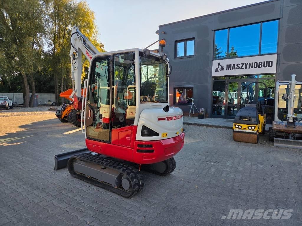 Takeuchi TB230 + HS03 Minikaivukoneet < 7t