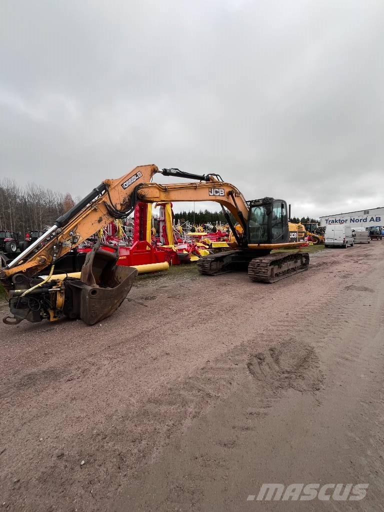 JCB 220LC Engcon RT Telakaivukoneet