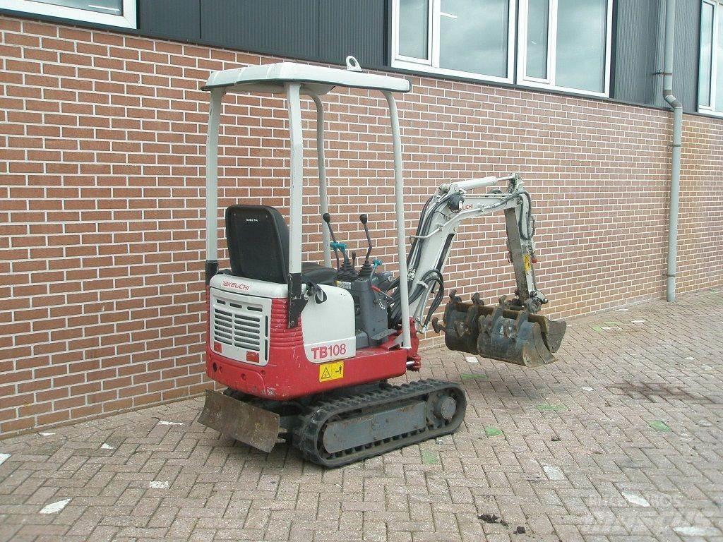 Takeuchi TB108 Minikaivukoneet < 7t