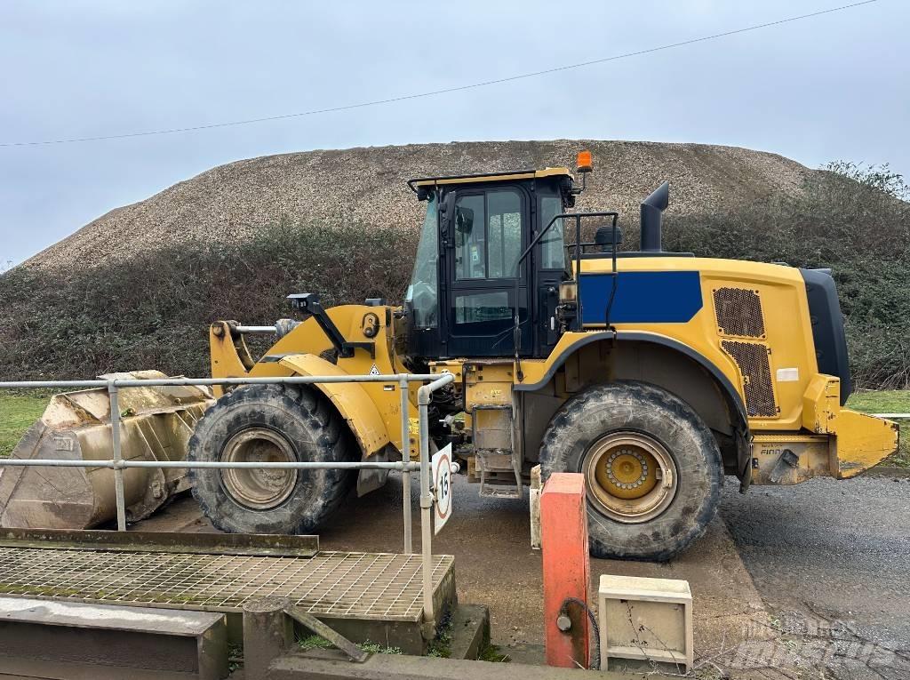 CAT 962 M Pyöräkuormaajat