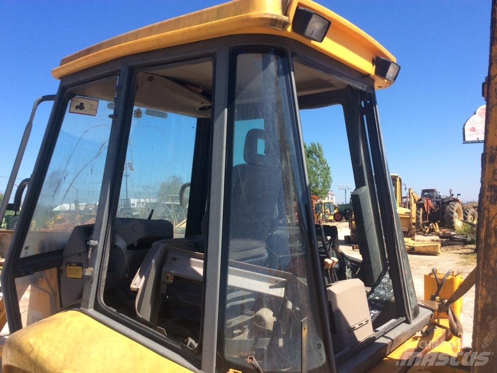 JCB 3 CX Ohjaamo ja sisusta