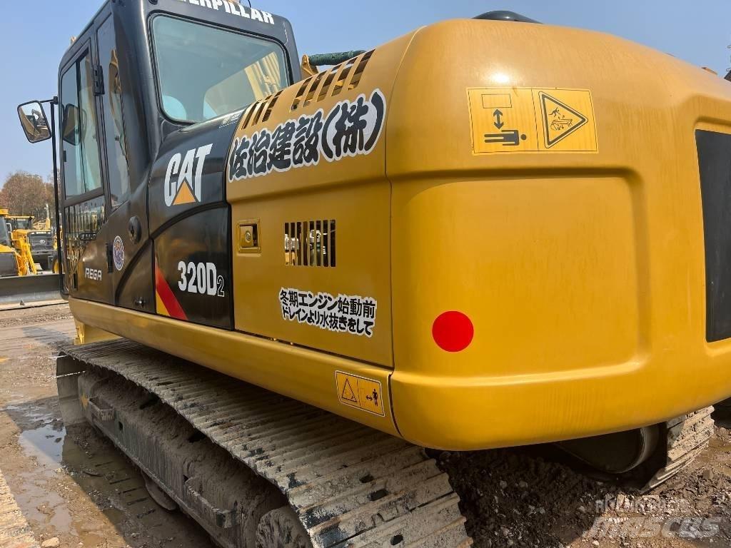 CAT 320 D Telakaivukoneet