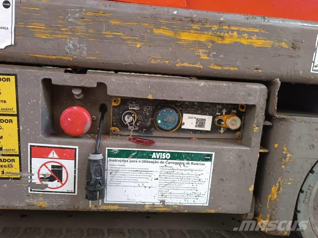 Haulotte Optimum  8 Saksilavat