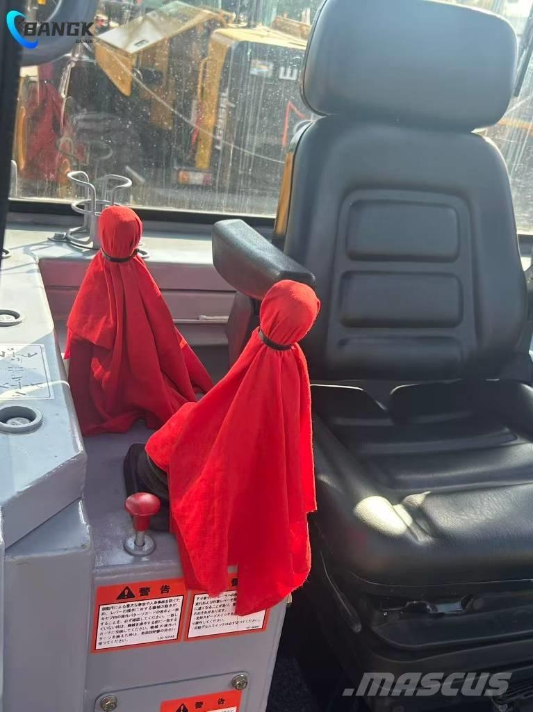  Catpillar D6G Telaketjupuskutraktorit