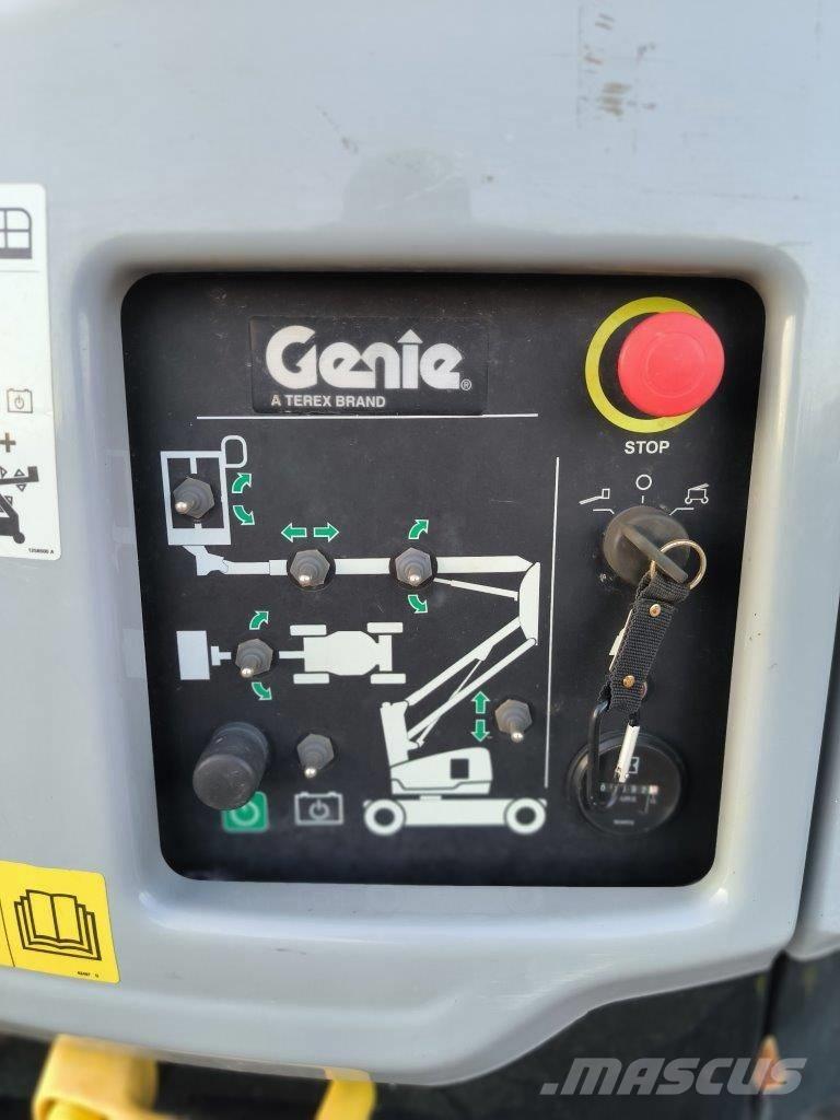Genie Z 33/18 Kuukulkijat