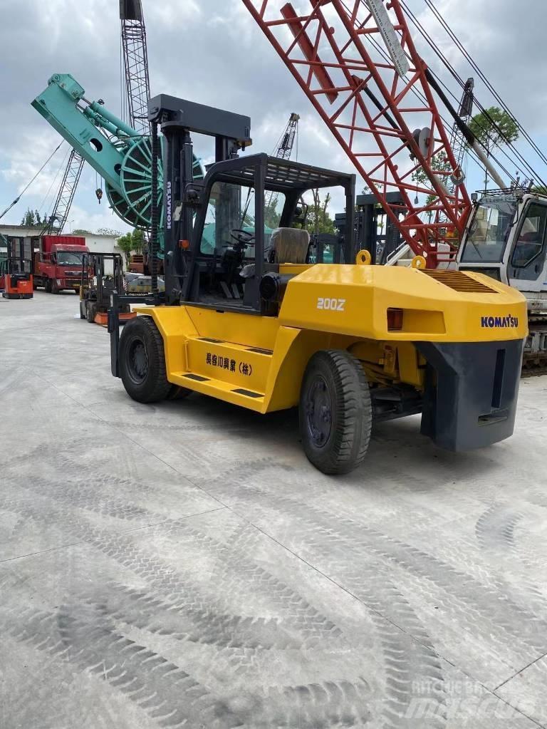 Komatsu FD 160 Dieseltrukit
