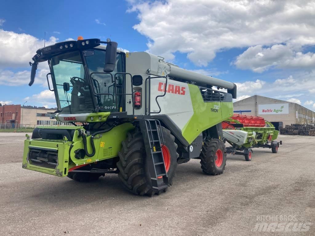 CLAAS Trion 730 Leikkuupuimurit