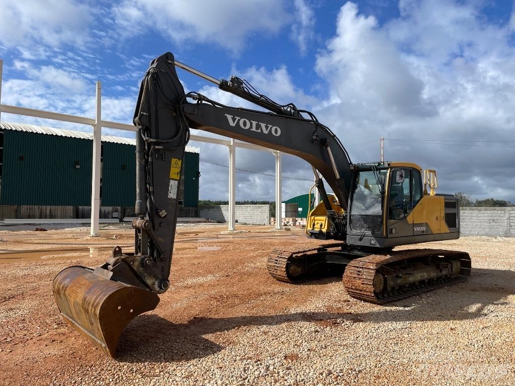 Volvo EC 220 E Telakaivukoneet
