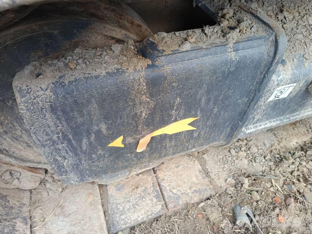 Volvo EC 210 B Telakaivukoneet