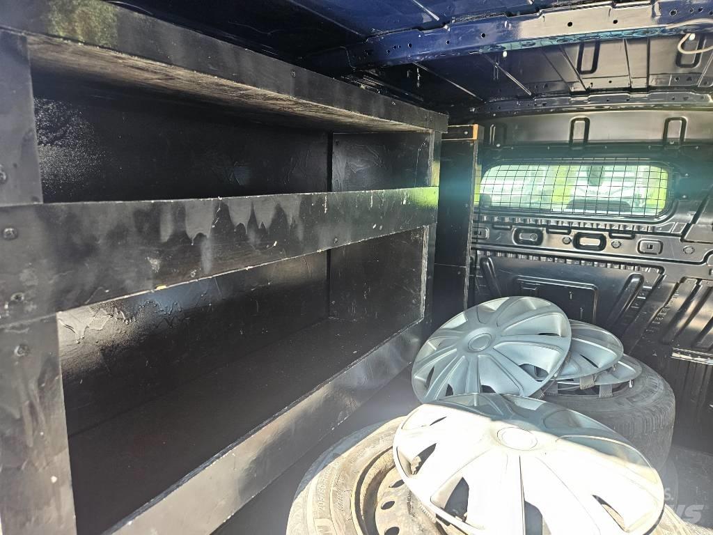 Ford Transit Connect Pakettiautot