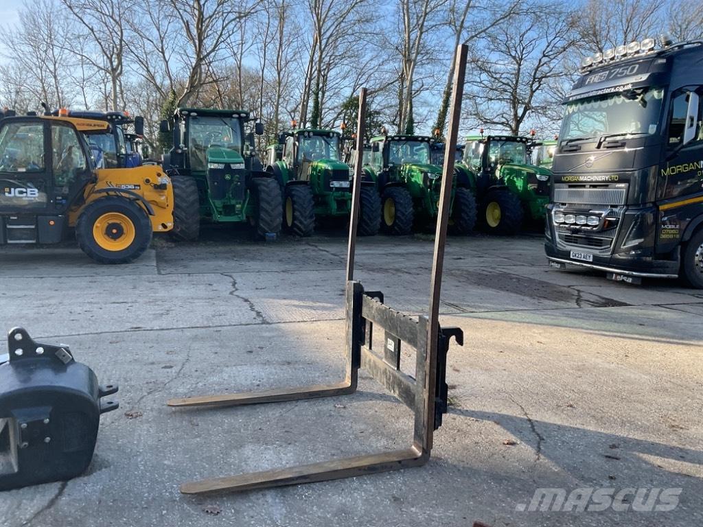 Merlo Fixed forks Trukkihaarukat