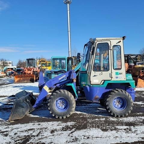 Komatsu WA30-5E0 Pyöräkuormaajat