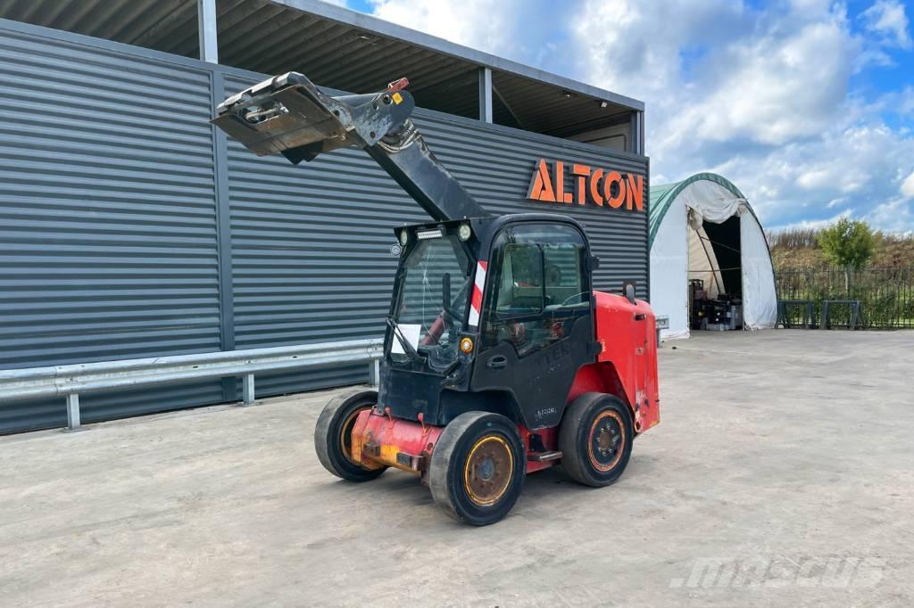 JCB R260 Liukuohjatut kuormaajat