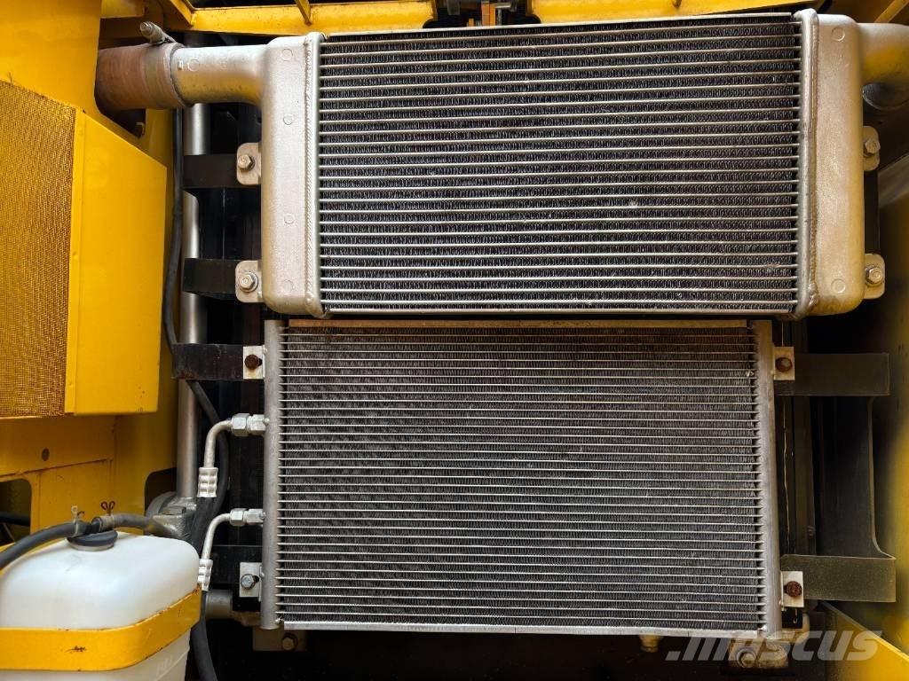 Komatsu PC 220-7 Telakaivukoneet
