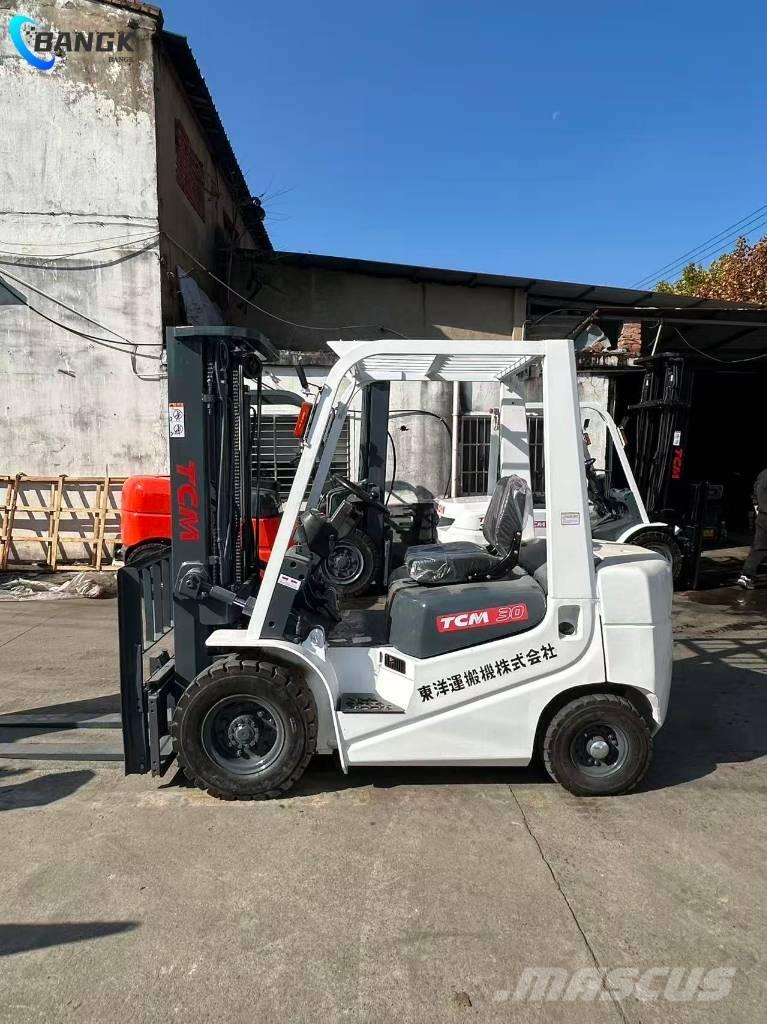 TCM FD 30 T 3C Dieseltrukit