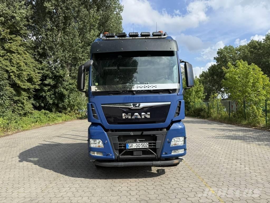 MAN TGX 33.500 Metsäkoneritilät