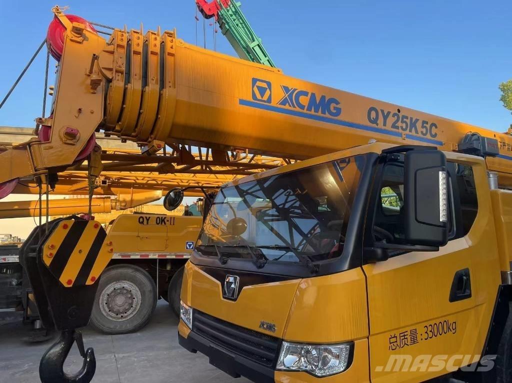 XCMG QY25KC Mobiilinosturit