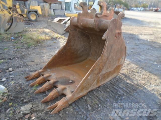 Doosan DX 225 LC Telakaivukoneet